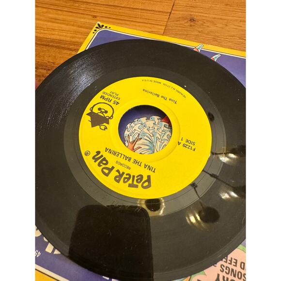 Vintage Peter Pan Records Tina the Ballerina 45 LP - Picture 3 of 4
